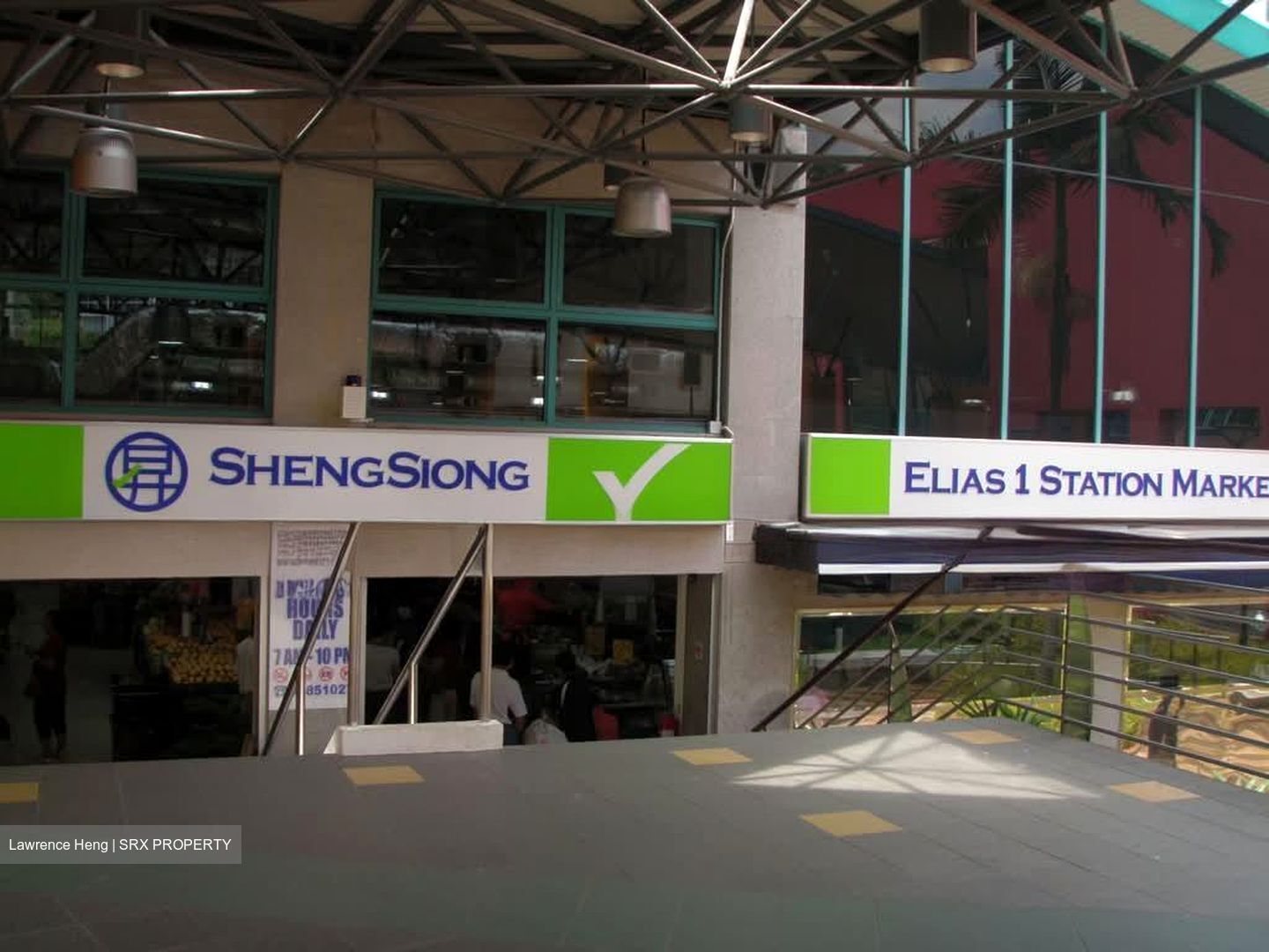 Elias Mall (D18), Retail #592847731